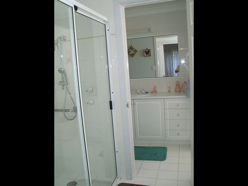 2/10 Oasis Parade, Tuncurry NSW 2428