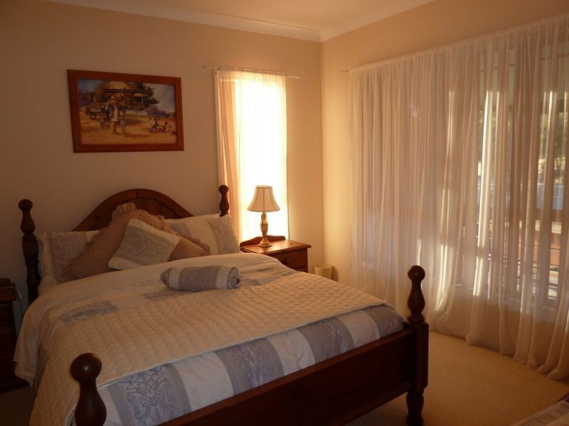 1523 The Lakesway, Rainbow Flat NSW 2430