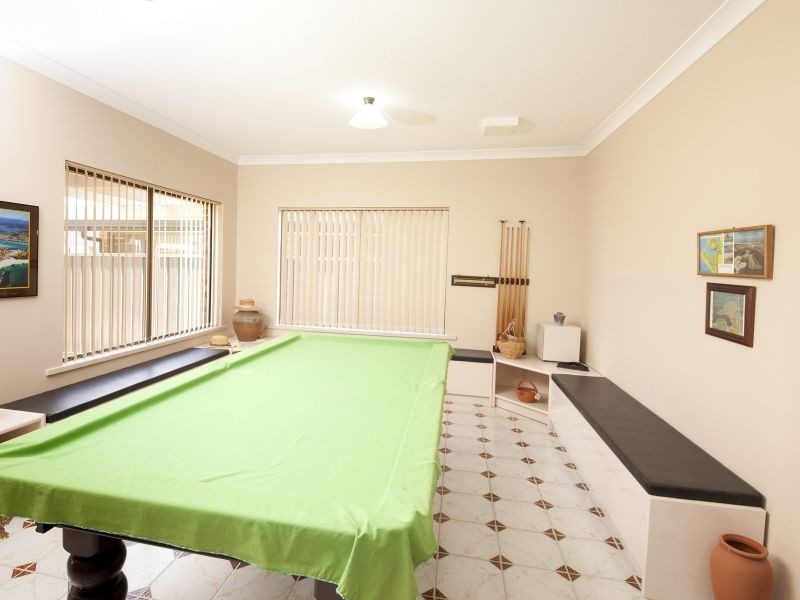 66 Taree Street, Tuncurry NSW 2428