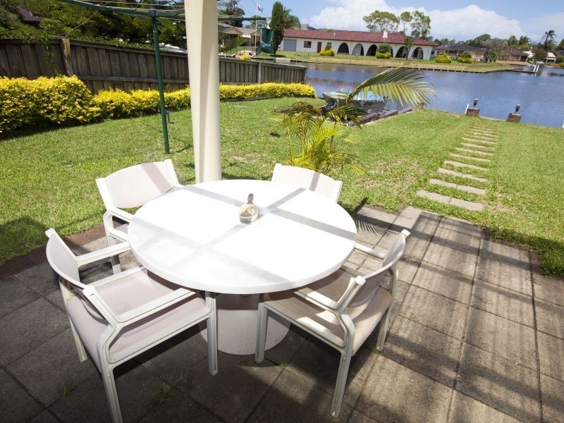 66 Taree Street, Tuncurry NSW 2428