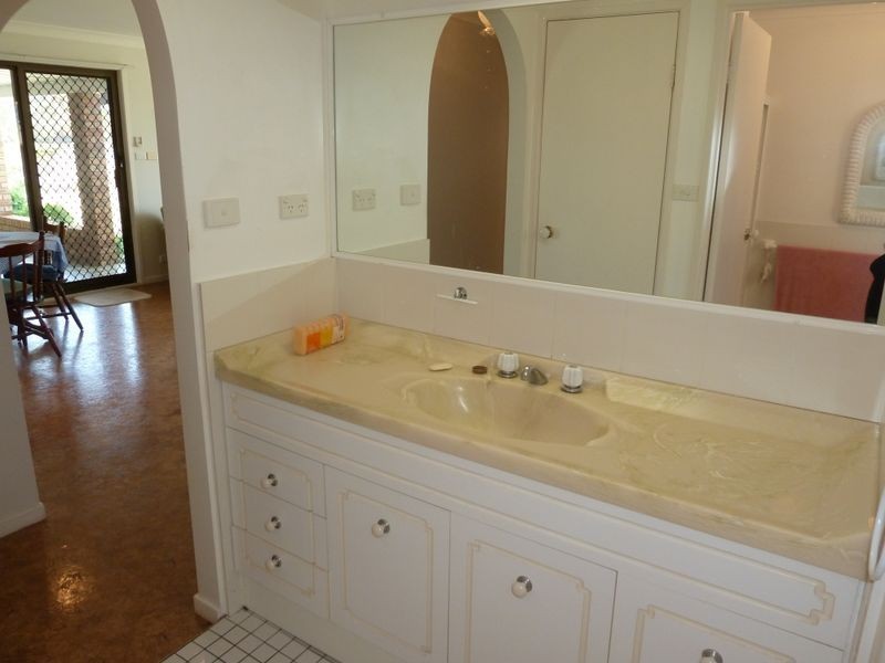 84 Taree Street, Tuncurry NSW 2428