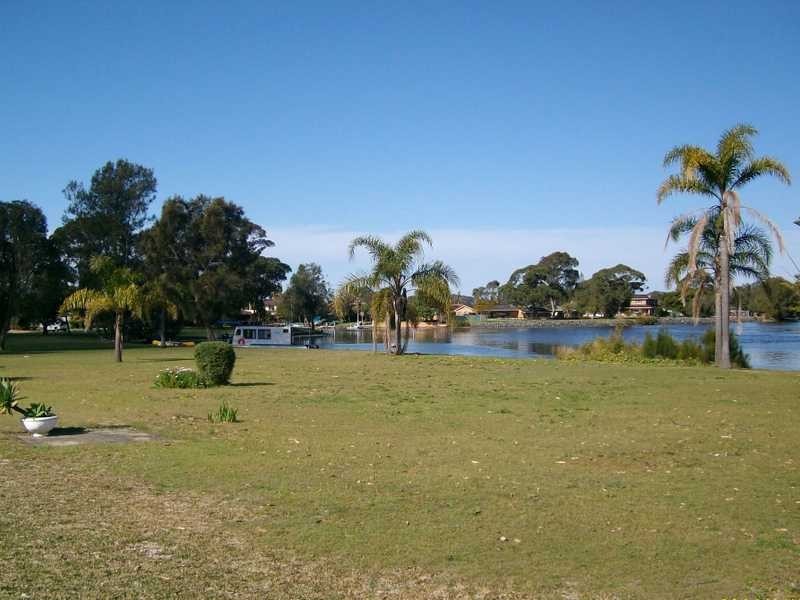 84 Taree Street, Tuncurry NSW 2428