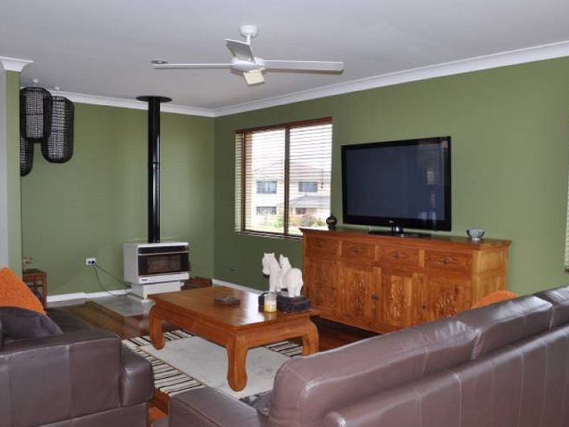 75 Becker Road, Forster NSW 2428