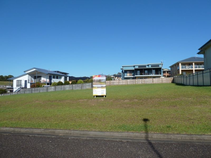 36 Sapphire Pde, Diamond Beach NSW 2430