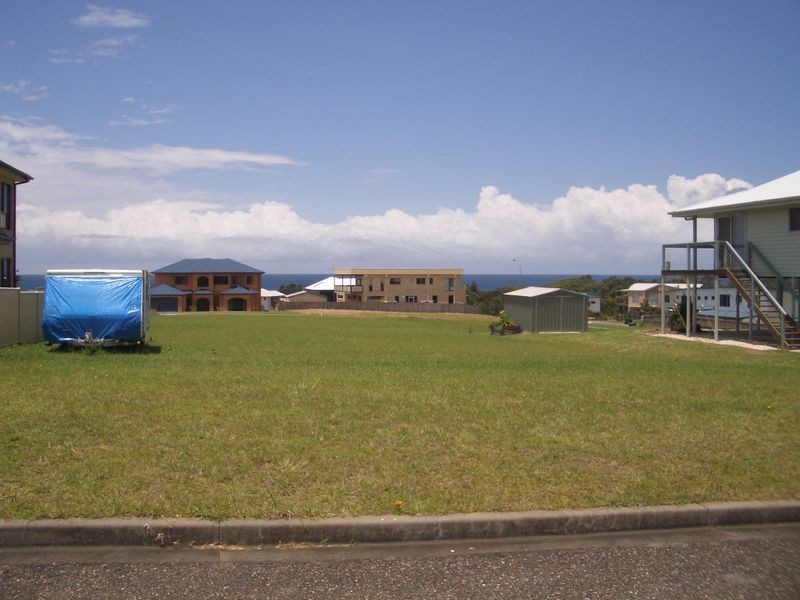 36 Sapphire Pde, Diamond Beach NSW 2430