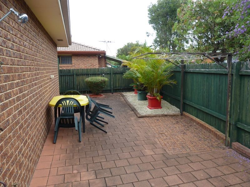 2 Pacific Parade, Tuncurry NSW 2428