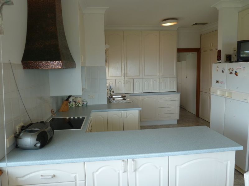 75 Burgess Road, Forster NSW 2428