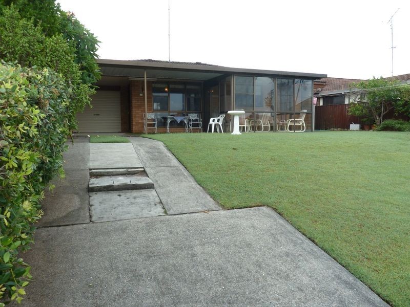 38 Wyuna Place, Forster NSW 2428