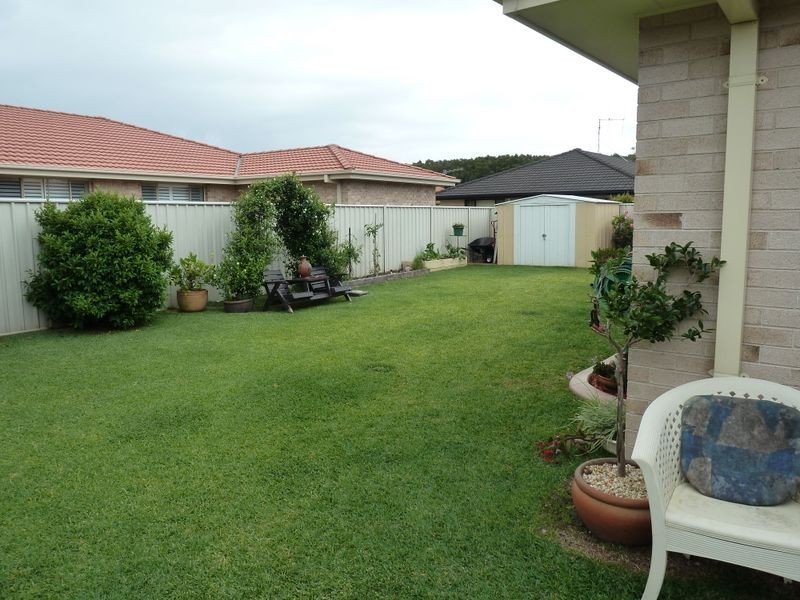 8 Nuwarra Circuit, Forster NSW 2428