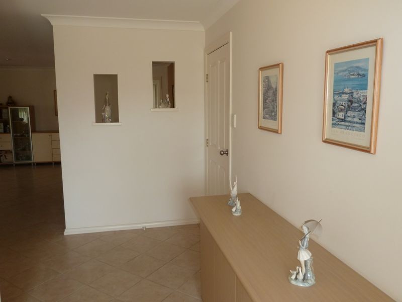 8 Nuwarra Circuit, Forster NSW 2428