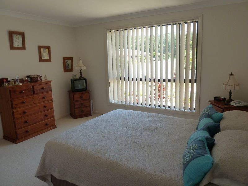 4 Nuwarra Circuit, Forster NSW 2428