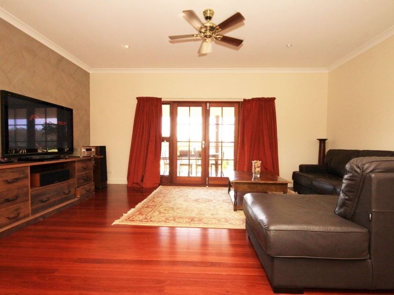 117 Manns Road, Darawank NSW 2428