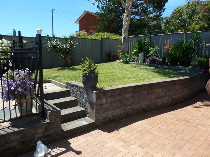 56 Lakeview Crescent, Forster NSW 2428