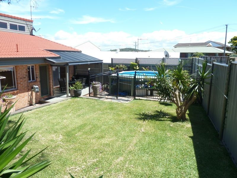 56 Lakeview Crescent, Forster NSW 2428