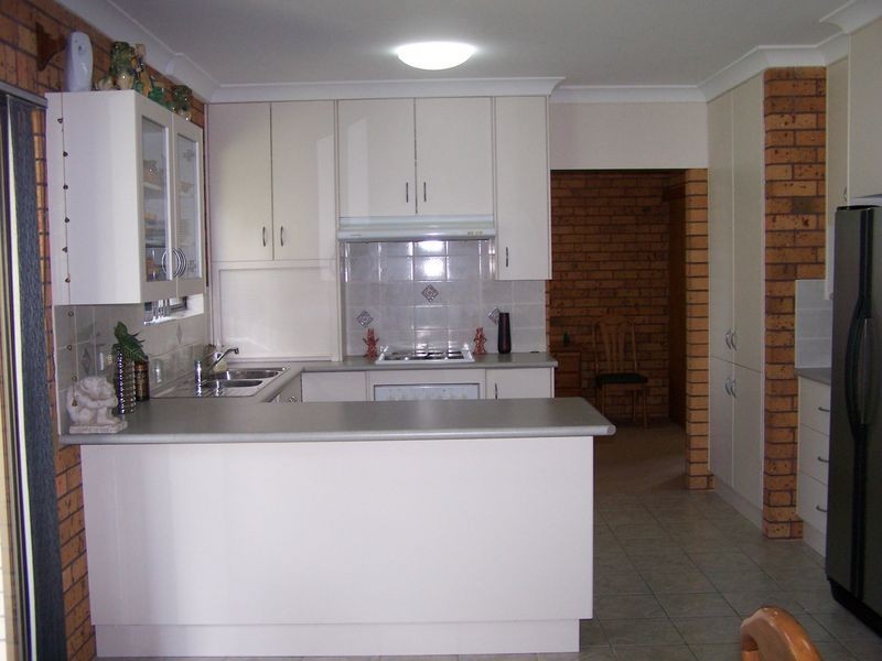 88 Lakeview Crescent, Forster NSW 2428