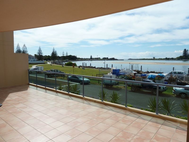 2/7-11 Wharf Street ‘Solaire’, Tuncurry NSW 2428
