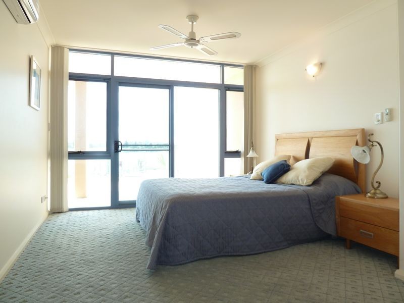 2/7-11 Wharf Street ‘Solaire’, Tuncurry NSW 2428