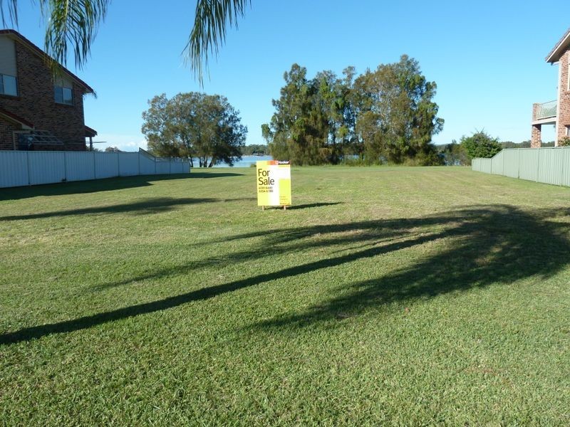 114 Taree Street, Tuncurry NSW 2428