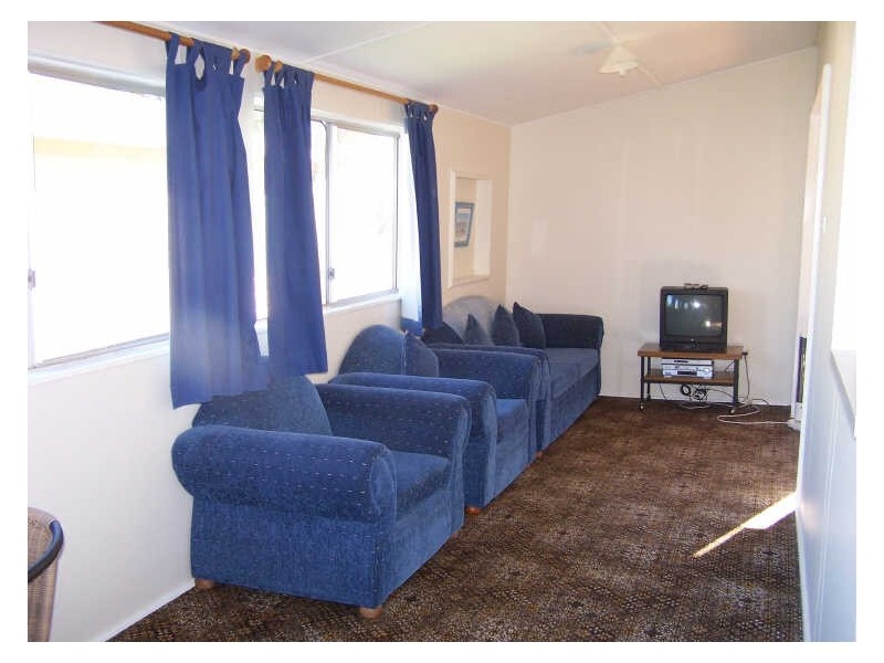 35 Beach Street, Tuncurry NSW 2428