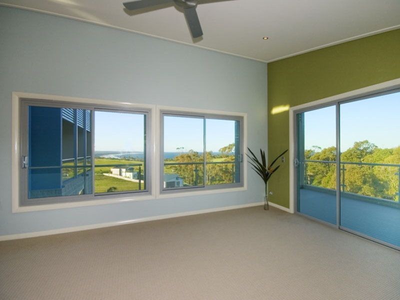 16 Twilight Close, Red Head NSW 2430