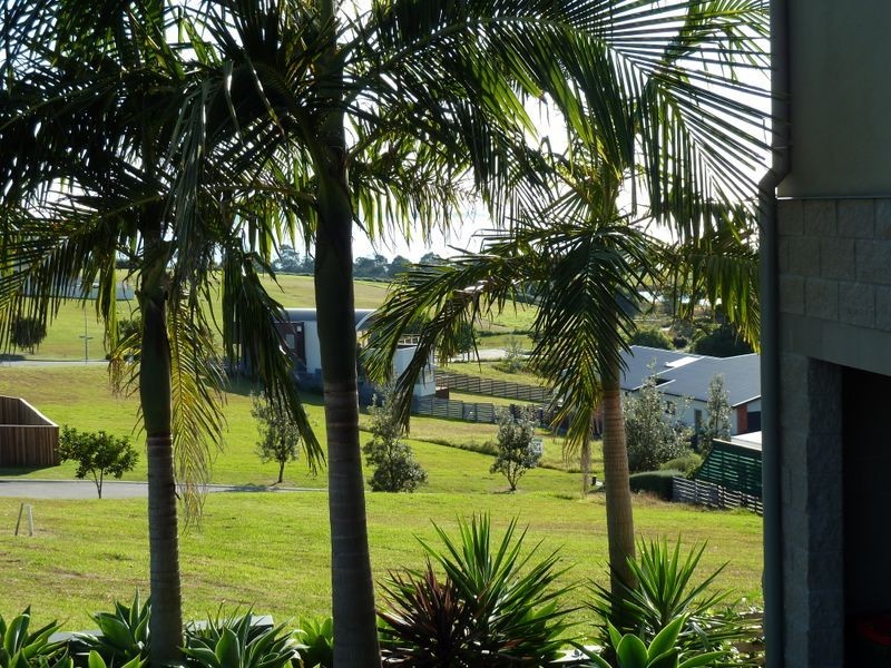 16 Twilight Close, Red Head NSW 2430