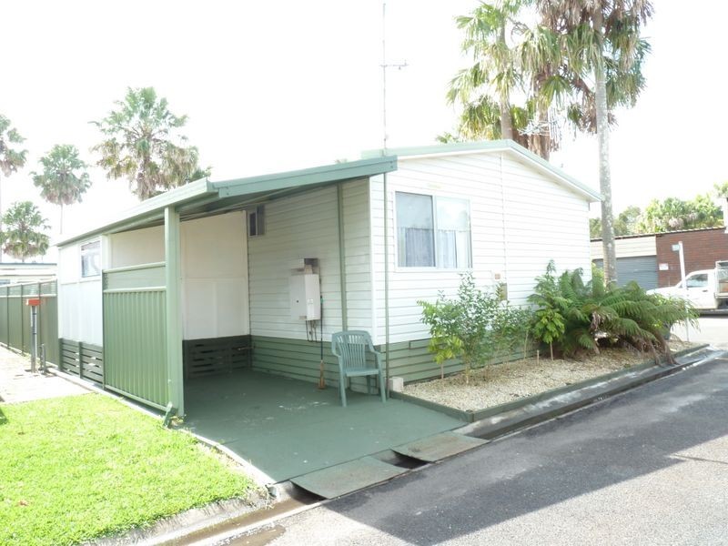 115/133 South Street ‘Crystal Waters’, Tuncurry NSW 2428