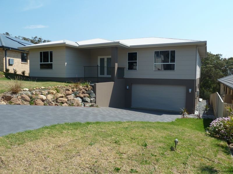 5 Timbertop Avenue, Forster NSW 2428