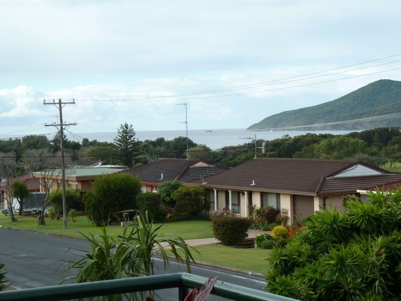 13 Colliton Parade, Forster NSW 2428