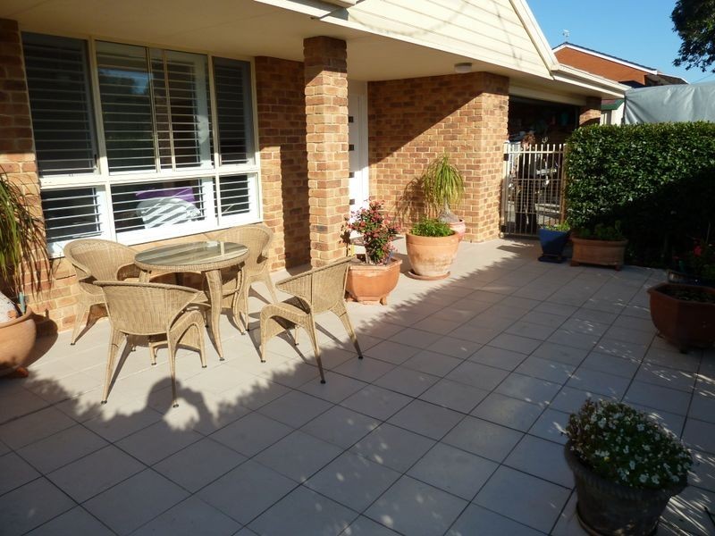 26 South St, Tuncurry NSW 2428