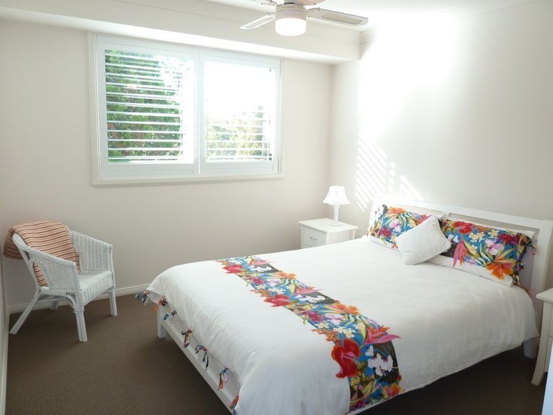 26 South St, Tuncurry NSW 2428