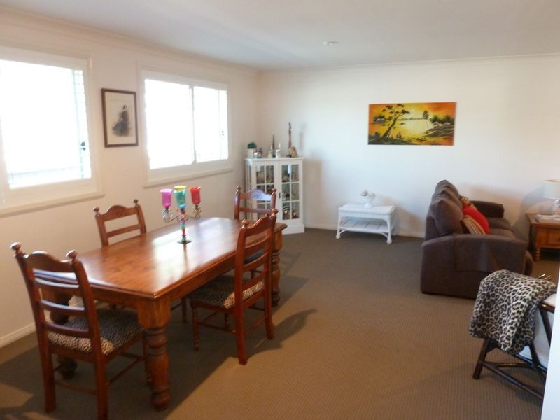 26 South St, Tuncurry NSW 2428