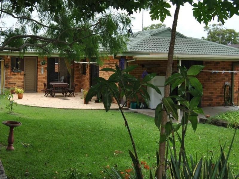 8 Endeavour Court, Forster NSW 2428