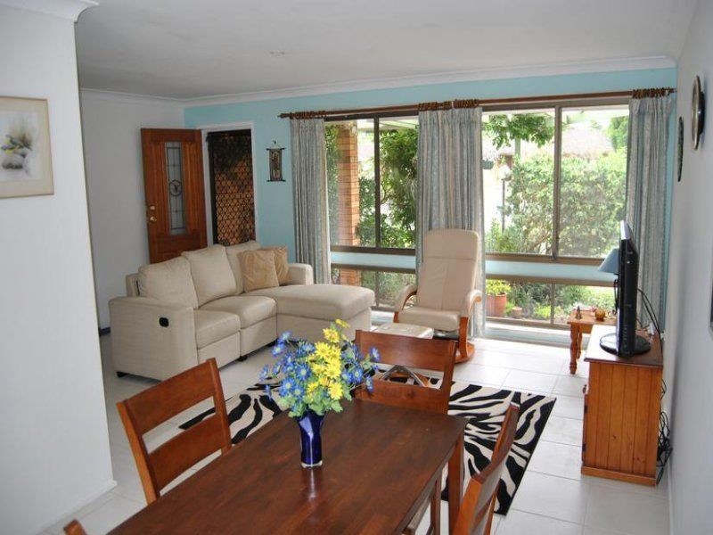 8 Endeavour Court, Forster NSW 2428