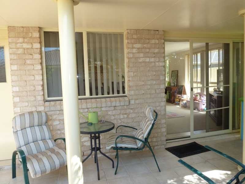 2/31 Amanda Cres, Forster NSW 2428