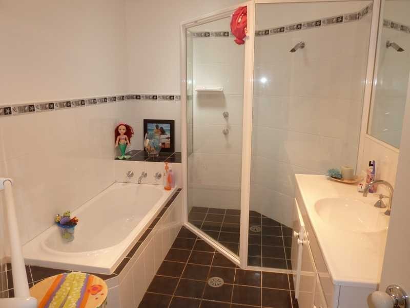2/31 Amanda Cres, Forster NSW 2428