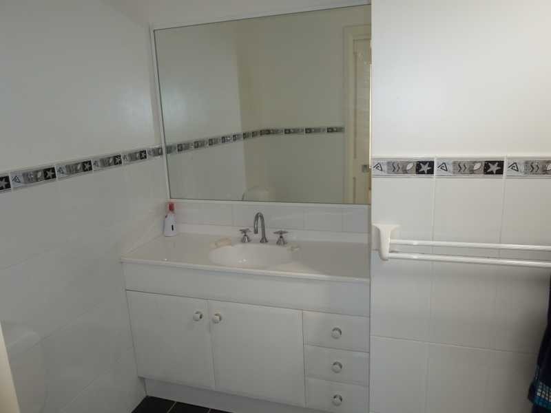 2/31 Amanda Cres, Forster NSW 2428