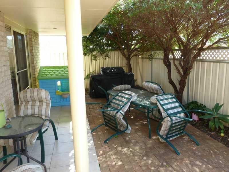 2/31 Amanda Cres, Forster NSW 2428
