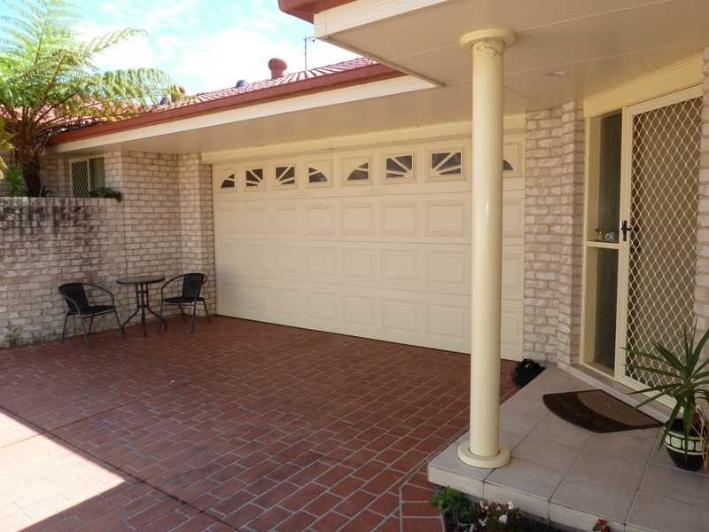 2/31 Amanda Cres, Forster NSW 2428
