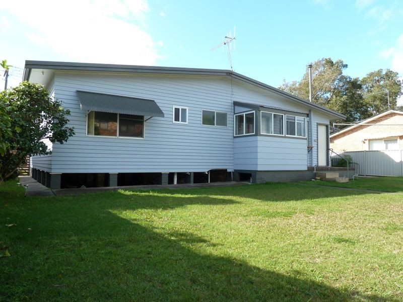 6 Lincoln Street, Forster NSW 2428