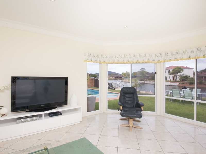24 Supply Avenue, Forster NSW 2428