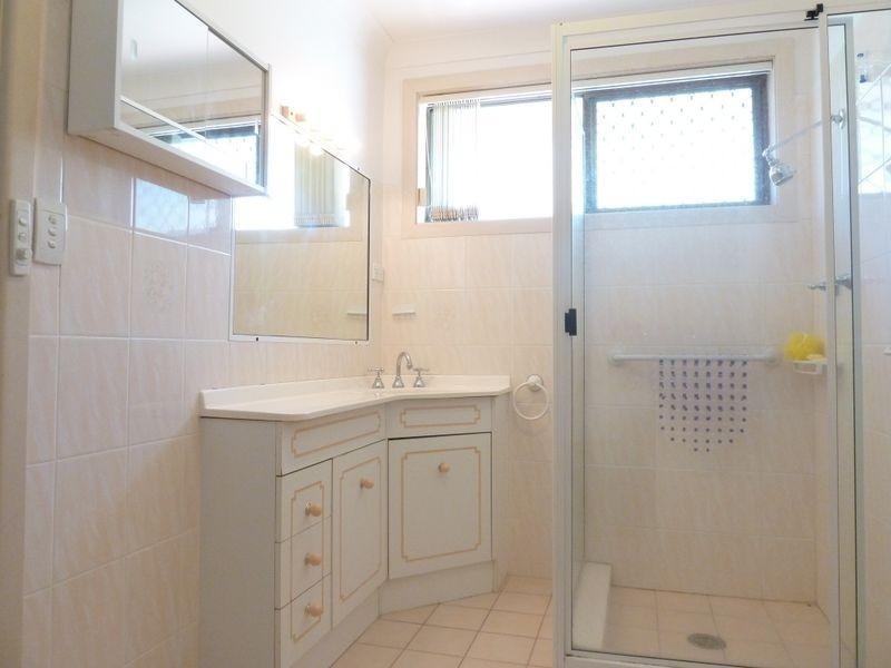 2/3 Fairway Crescent, Forster NSW 2428