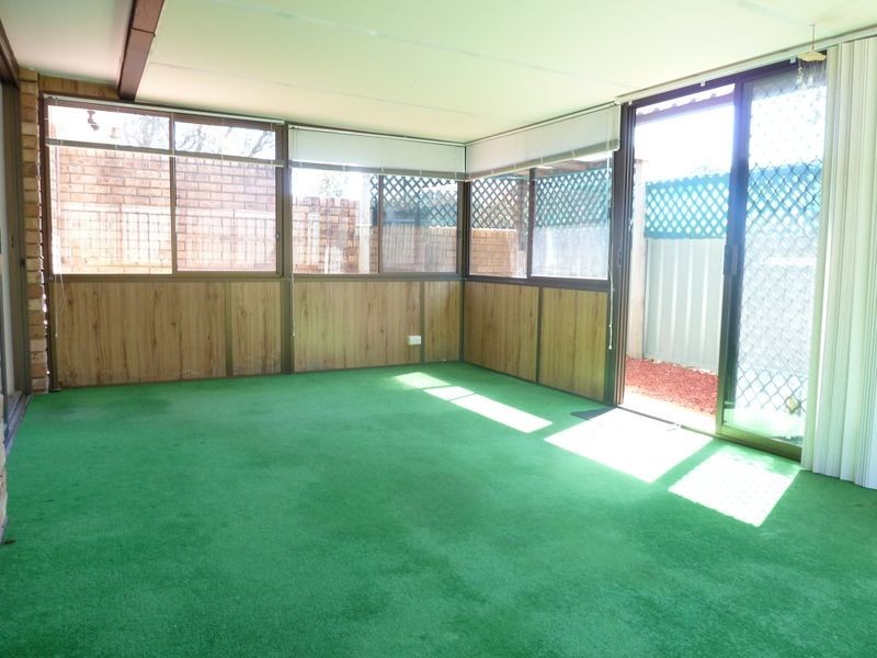 2/3 Fairway Crescent, Forster NSW 2428