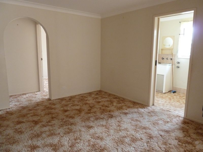 9 Friendship Key, Forster NSW 2428