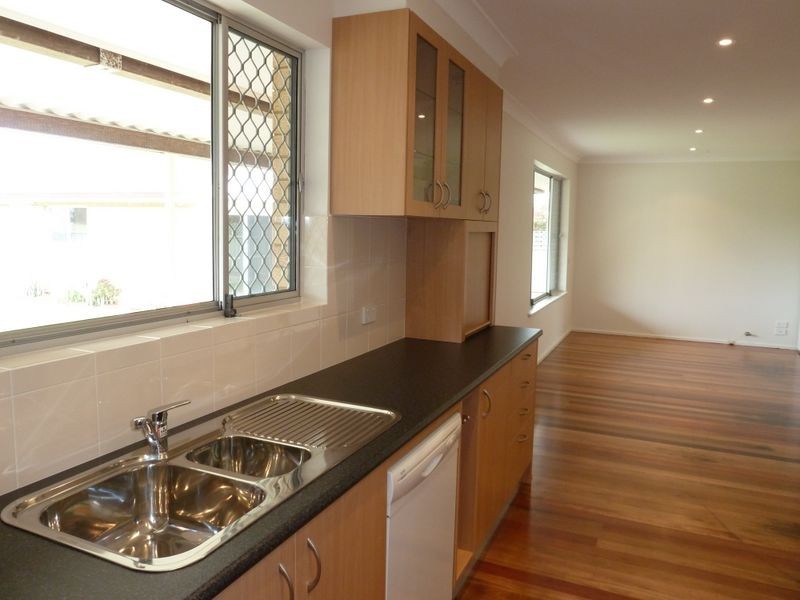 5 Bay Street, Tuncurry NSW 2428