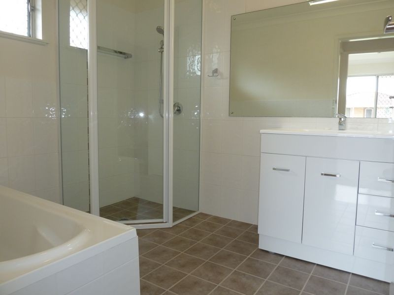 5 Bay Street, Tuncurry NSW 2428