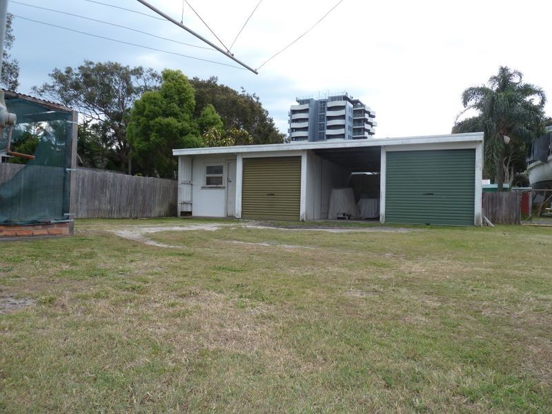 2/41 Wallis Street ‘Kanooka’, Forster NSW 2428