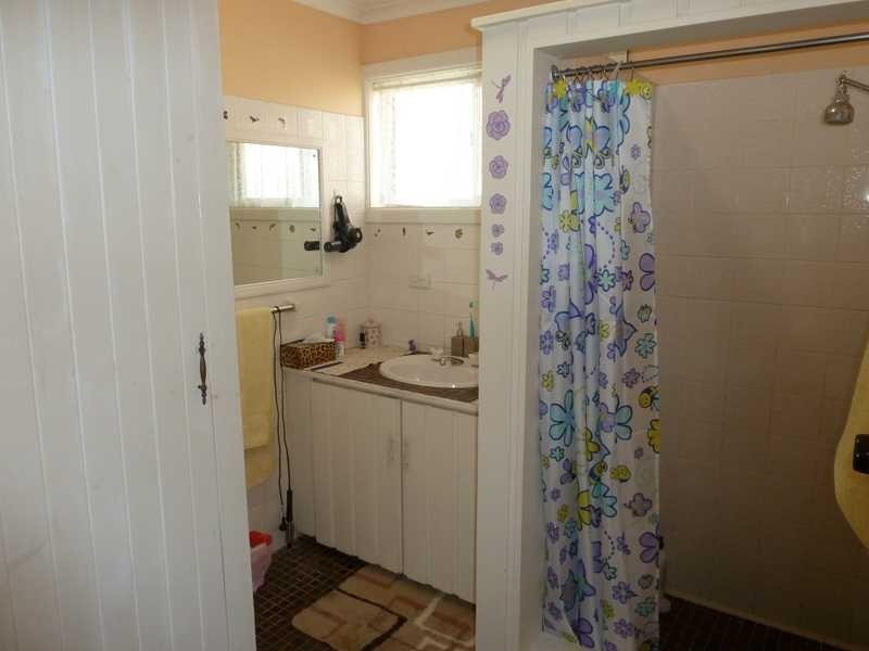 10 Elizabeth Parade, Forster NSW 2428