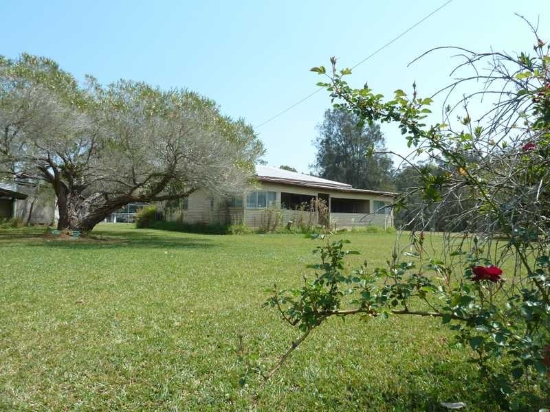 76 Aquatic Road, Darawank NSW 2428