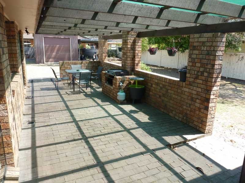 32 Kennewell Parade, Tuncurry NSW 2428
