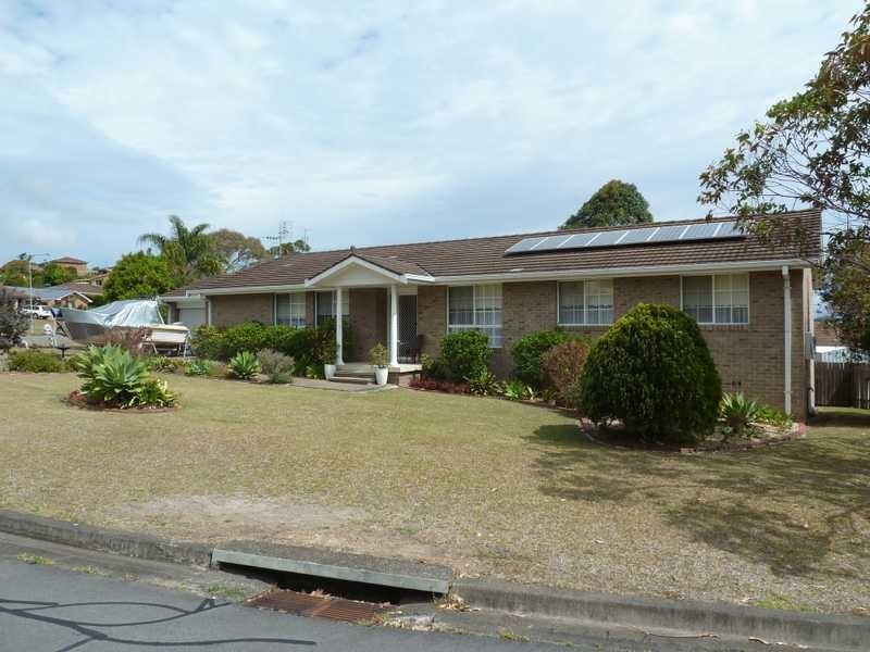 3 Minnibah Circuit, Forster NSW 2428